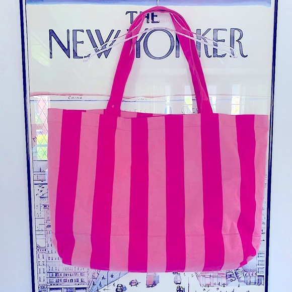 Victoria’s Secret classic oversized weekender cotton|canvas zipper & 2 pouches - Picture 2 of 10